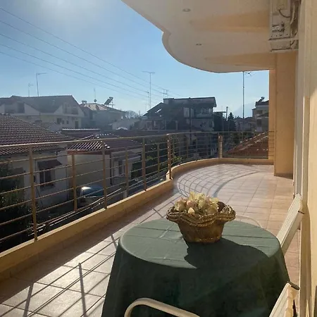 Bakopoulos Resort Ένα Όμορφο Διαμέρισμα Στα Τρίκαλα Exterior photo
